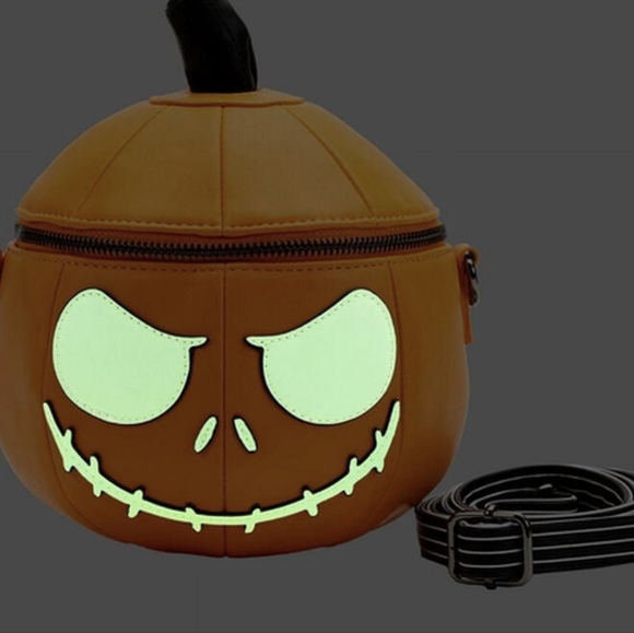 Exclusive Nightmare Before Christmas Glow in the dark Crossbody Bag & Wallet. - Picture 6 of 8